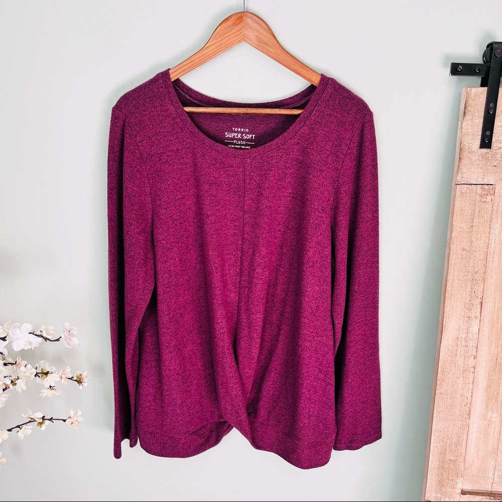 Torrid Super Soft Twist Hem Hacci Top Size 2x - image 4